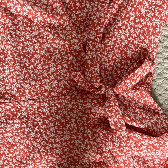 Floral top - Picture 3 of 3